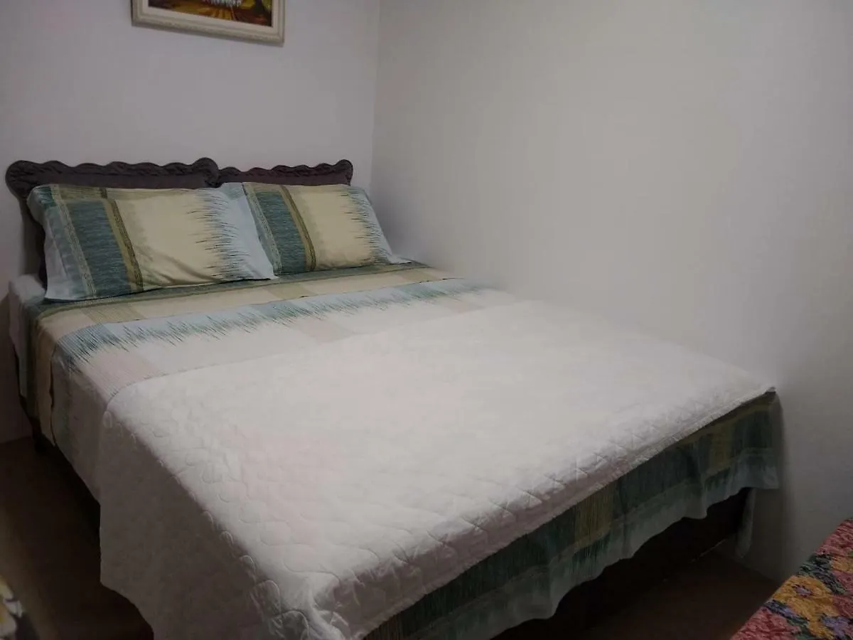 Hostel Dina & Suites ポメロデ ブラジル