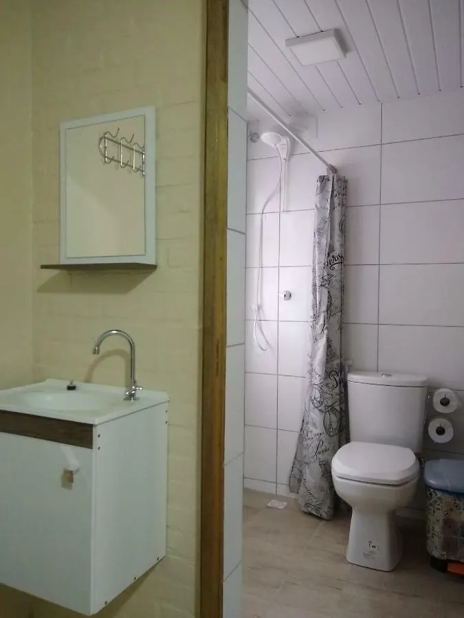 Hostel Dina & Suites ポメロデ